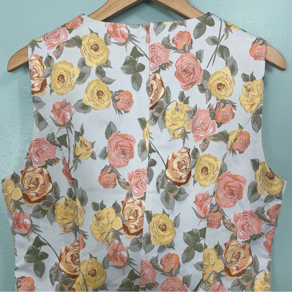 YLLW The Label Esti Mini Dress Citrus Floral Short Sleeve Pockets Large - Picture 7 of 11